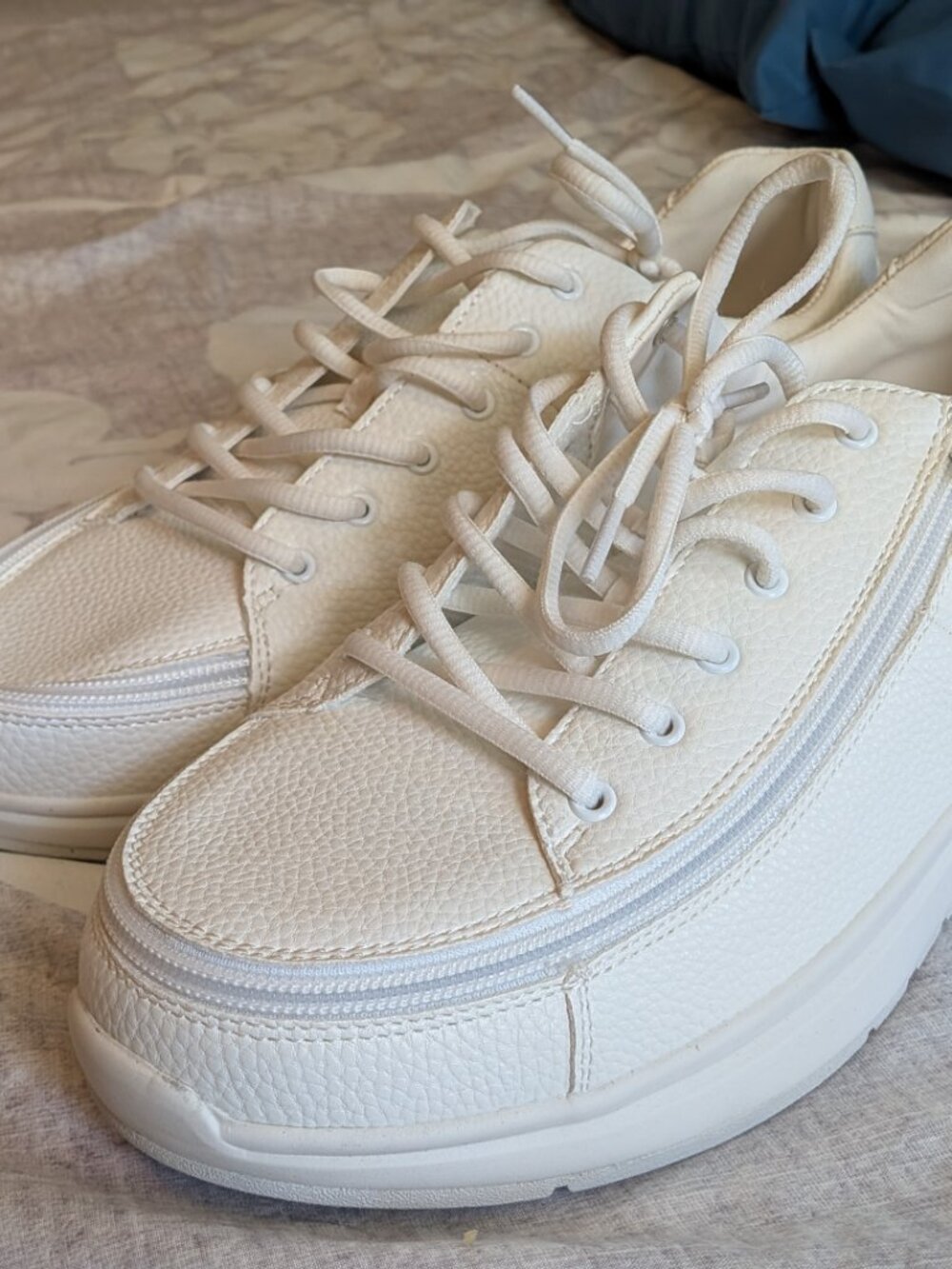 Womens shoes
